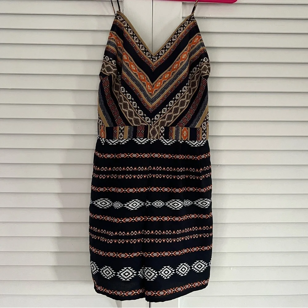 Geo Print Romper - Picture 2 of 6